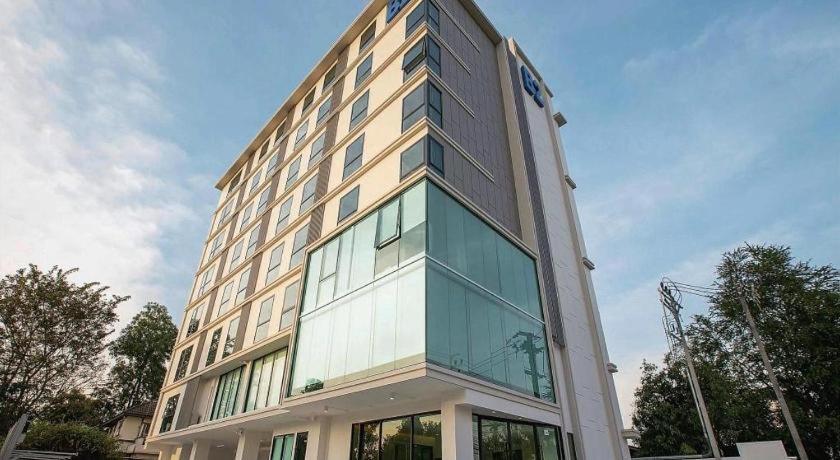 B2 Don Mueang Premier Hotel 3*